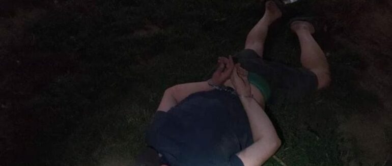 Порушення тиші та погрози: вночі патрульні затримали п’яного ужгородця