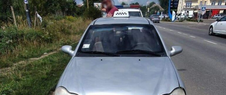 В Ужгороді затримали чоловіка, який викрав аксесуари для телефона із заправки