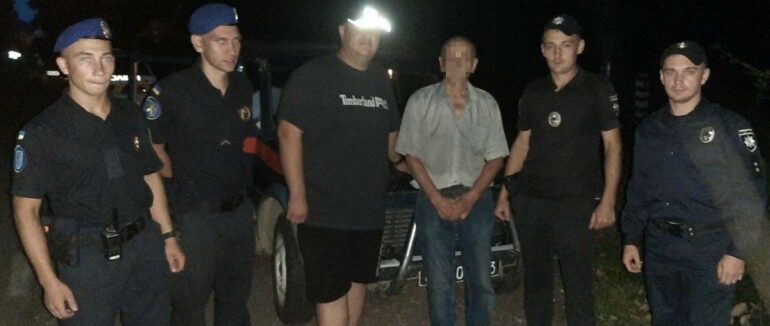 На Мукачівщині пенсіонер заблукав у лісі