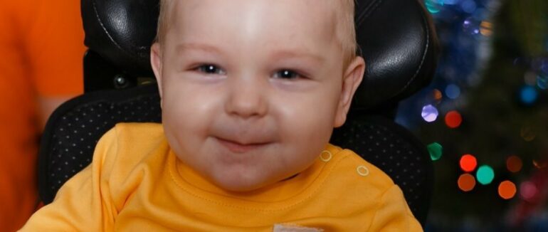 У Мукачеві на лікування Павлика зібрали рекордну суму грошей