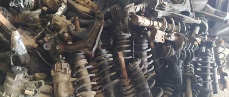 Вилучили весь товар вартістю майже 390 тис грн: на Закарпаття з підробленими документами хотіли завезти автозапчастини