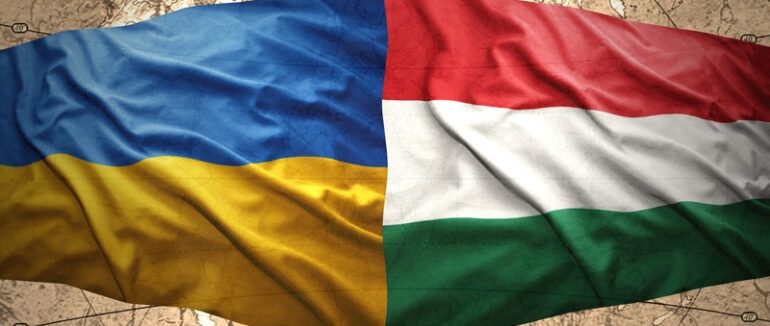 Українці знову можуть вільно їздити до Угорщини: які потрібні документи