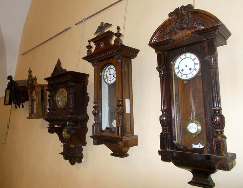 Ужгородський замок, відкриття, виставка, годинники, оновлення