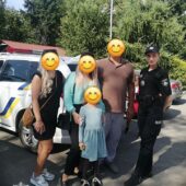 В Ужгороді завдяки небайдужим громадянам патрульні повернули чоловіку втрачені речі та гаманець