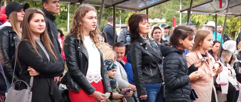 Духовий оркестр і жваві танці: концерт у Хусті об’єднав покоління (ФОТО; ВІДЕО)