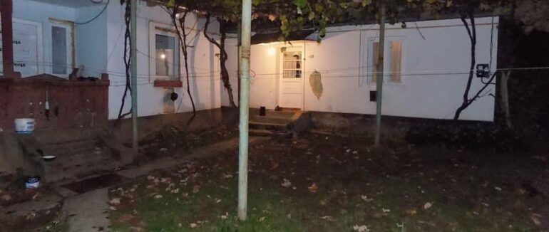 Пограбування на Іршавщині: чоловік з ножем напав на пенсіонера