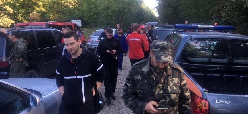 На Берегівщині заблукала грибарка: жінку шукали цілу ніч