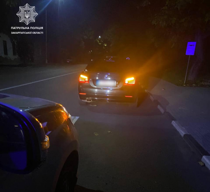В Ужгороді патрульні затримали нетверезого водія: чоловік позбавлений водійських прав керував автівкою