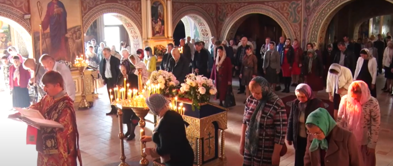 Воздвиження Хреста Господнього: як мукачівці відмічали велике церковне свято (ФОТО; ВІДЕО)