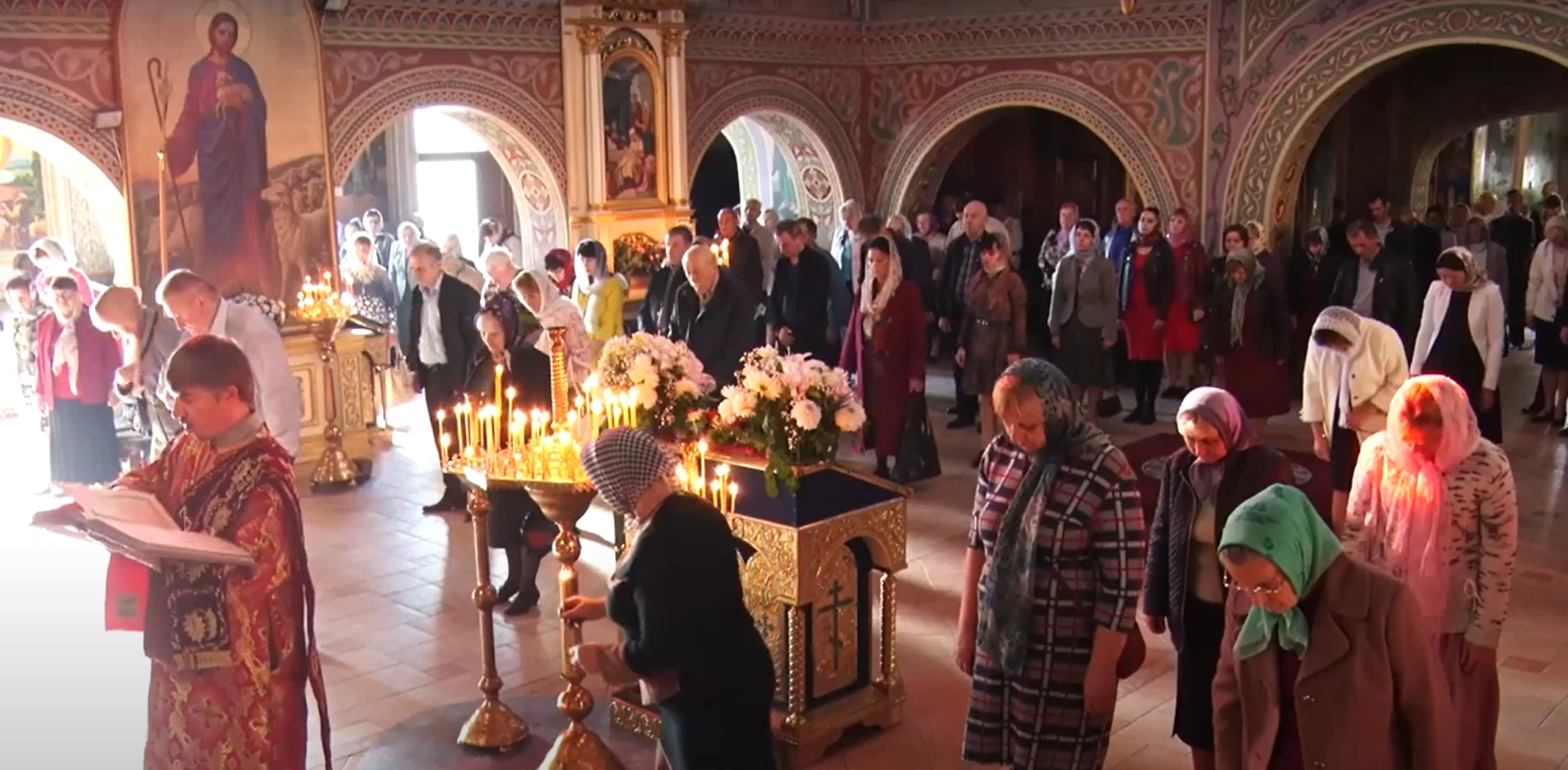 Воздвиження Хреста Господнього: як мукачівці відмічали велике церковне свято (ФОТО; ВІДЕО)