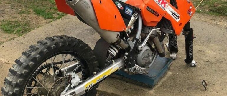 Закарпатцю не вдалося незаконно завезти мотоцикл