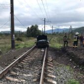 Подробиці ДТП на Ужгородщині: легковик заблокував рух на залізничному переїзді