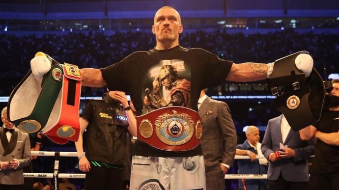 Переможний гопак, на який всі так чекали: Олександр Усик переміг Джошуа і здобув звання чемпіона світу