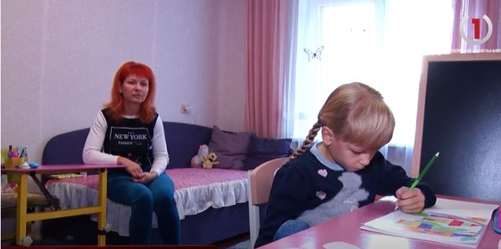 Мама готова віддати нирку: маленька мукачівка Марія Гегедош терміново потребує фінансової допомоги (ВІДЕО)