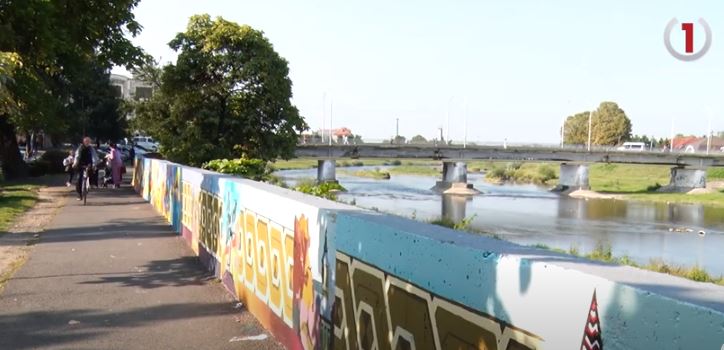 Мукачівський антураж: як змінилася набережна зі створенням нового муралу (ФОТО, ВІДЕО)