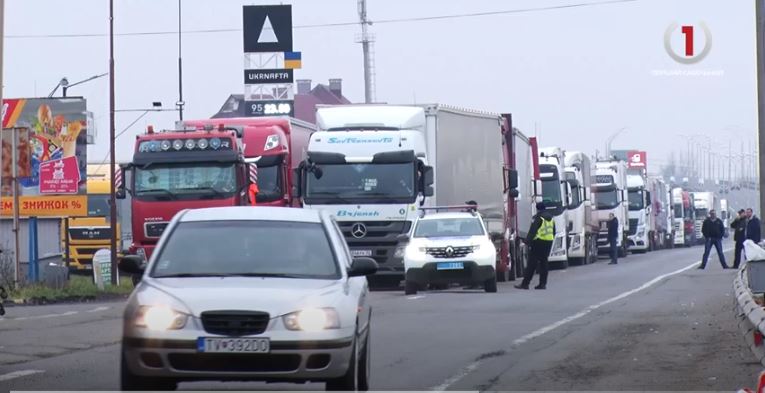 Від «живої» черги до електронної: на Закарпатті зробили крок до вирішення проблеми на кордоні (ФОТО, ВІДЕО)