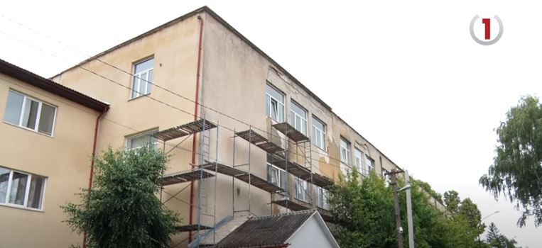 Комфортні і затишні умови: в одному з чопських закладів освіти триває масштабна реконструкція (ФОТО, ВІДЕО)