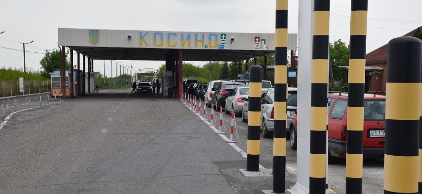 На двох закарпатських кордонах спостерігаються черги