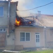 З палаючого готелю врятували людину: подробиці пожежі на Мукачівщині