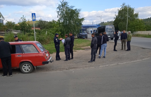 В Мукачеві трапилася ДТП: не розминулися два автомобілі