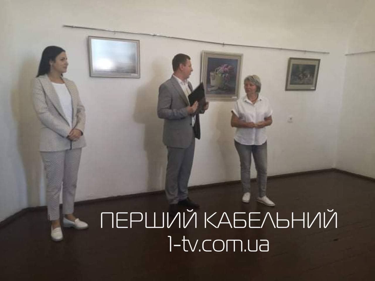 «Пастелі»: художниця із Київщини презентувала виставку в Мукачеві