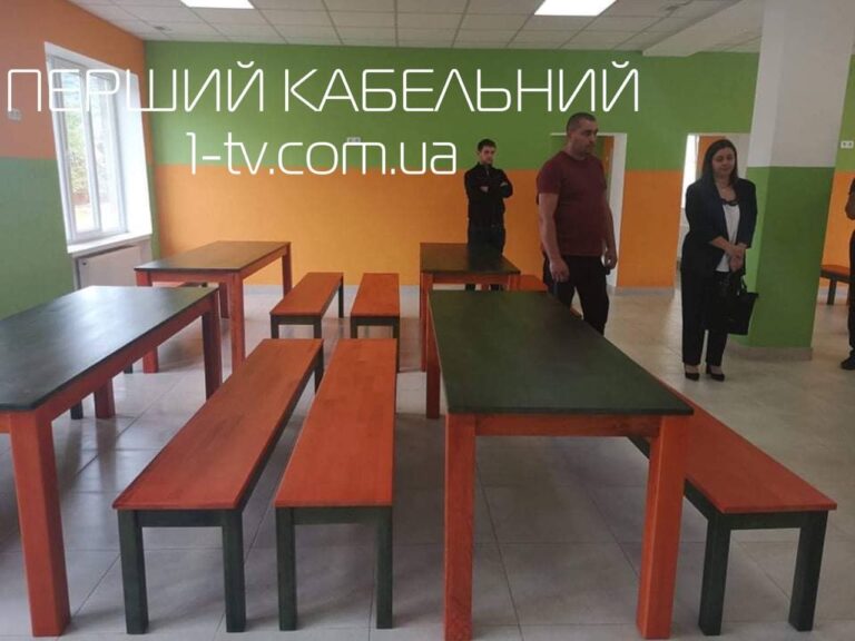 Інспекція ремонтних робіт: у двох ліцеях Мукачівщини оновили приміщення їдалень (ФОТО, ВІДЕО)