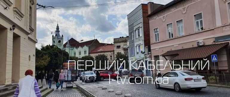 ДТП у Мукачеві: в центрі міста зіштовхнулися два легковики