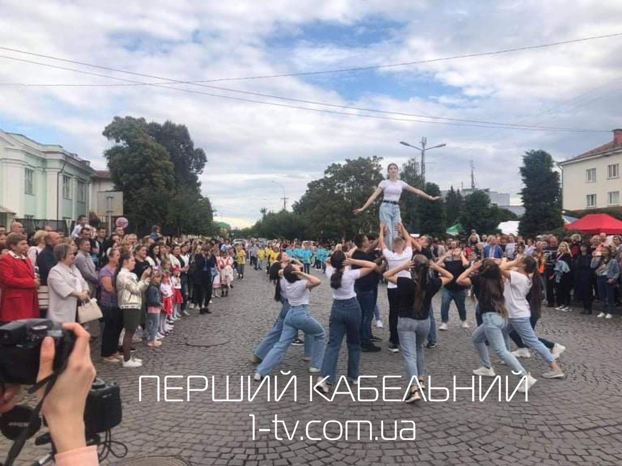 Гуляють всією громадою: Чоп відзначає сьогодні своє 740-річчя