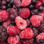 Ці 11 продуктів не можна заморожувати в жодному разі