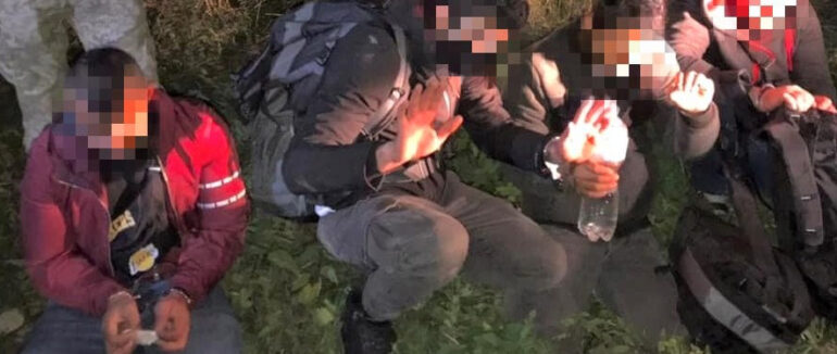 Мігранти з Туреччини намагалися втекти від закарпатських прикордонників