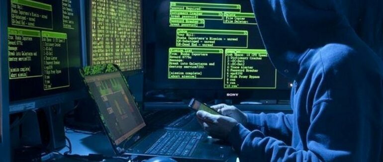 Зламував паролі та привласнював кошти: на Закарпатті 150 людей постраждало від незаконної діяльності виноградівця