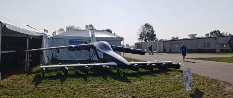 Японська компанія представила електролітак із вертикальним зльотом