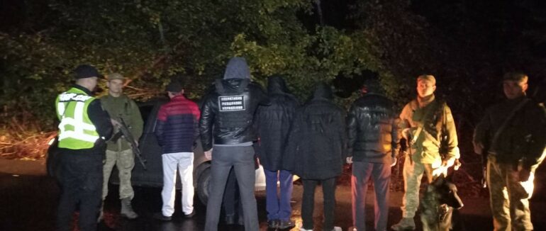У закарпатському селі затримали п’ятьох іноземців