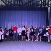 У Мукачеві нагородили 10 вчителів