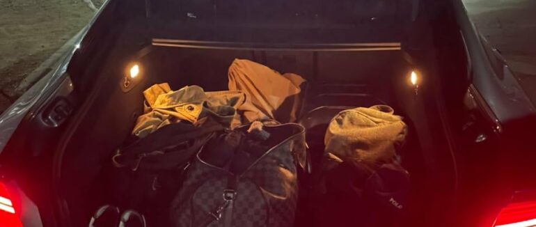 Зірвали джекпот: за добу закарпатські митники вилучили 22 сучасні смартфони