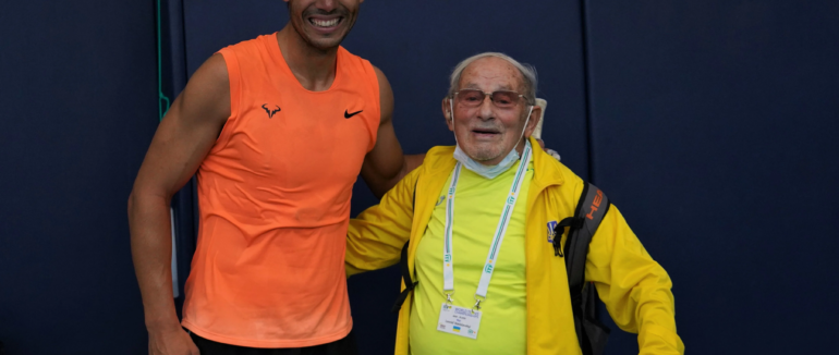 97-річний українець-рекордсмен зіграв у теніс з легендою світового тенісу Рафаелем Надалем