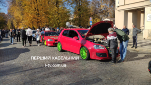 День автомобіліста, автомобілі, раритетні машини, спорткари, виставка, Ужгород