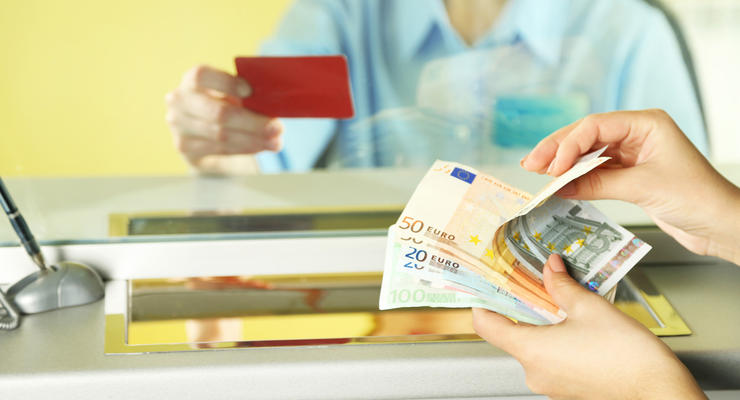 Курси валют на 4 жовтня: євро почав дорожчати