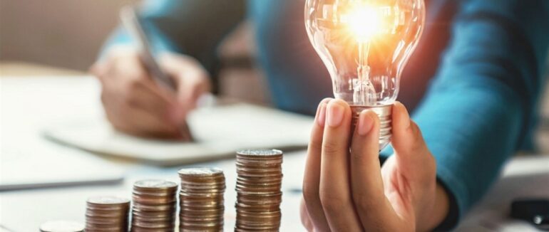 Відсьогодні подешевшала електроенергія для населення