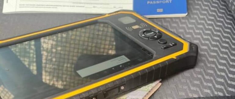 Біля Мукачева поліцейські затримали водія який їхав з великою швидкістю та був без відповідної категорії