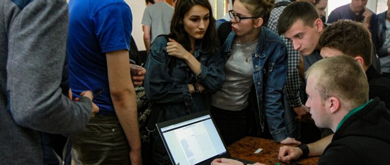 Українець розробив стартап, який дозволяє створити сайт твого міста та заробляти на цьому