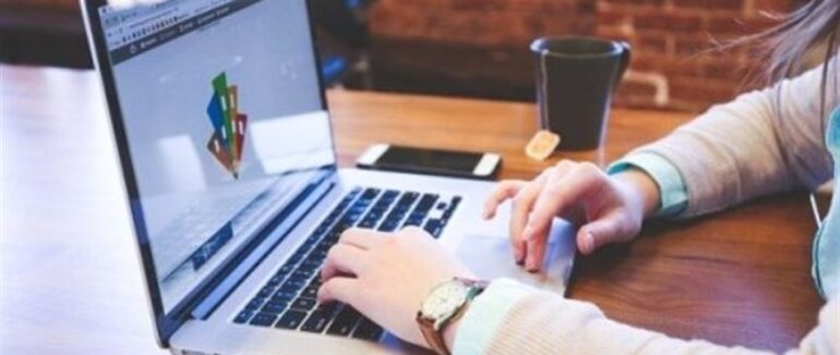 Заклади вищої освіти можливо з понеділка переходять на дистанційне навчання