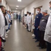 В Івано-Франківську лікарі влаштували коридор пошани для чоловіка, який став посмертним донором для трьох людей