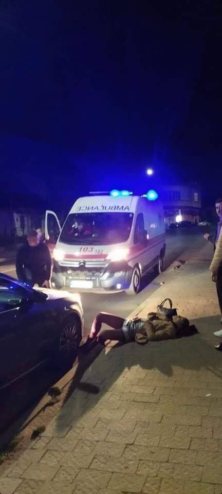 В Ужгороді трапилася ДТП: автомобіль збив дівчину на пішохідному переході