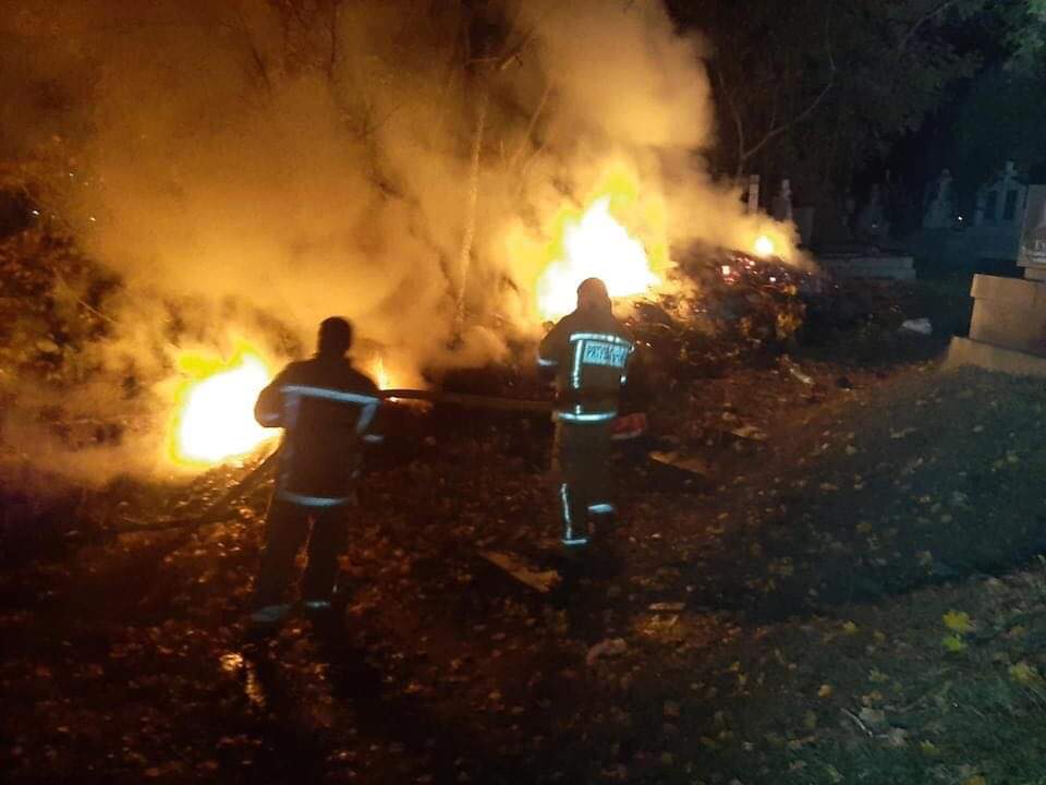 Пожежа в Ужгороді: горів радванський цвинтар