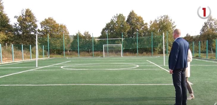 Розвиток спорту: голова Ужгородської райради відвідав школи віддалених сіл району (ФОТО, ВІДЕО)