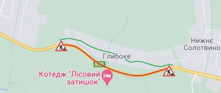 На трасі “Київ-Чоп” поблизу села Глибоке, рух для автомобілів обмежено