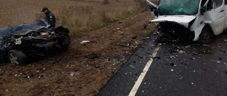У моторошній ДТП на Закарпатті загинуло троє людей – офіційно