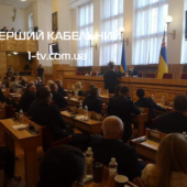 Голова склав повноваження: в Закарпатській обласній раді триває засідання сесії