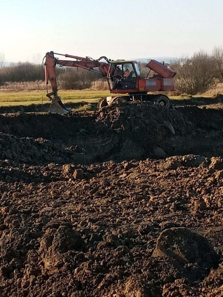 На Іршавщині припинили незаконне видобування ґрунту